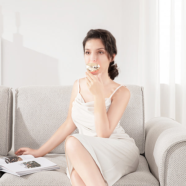 LED Lip Care Device
